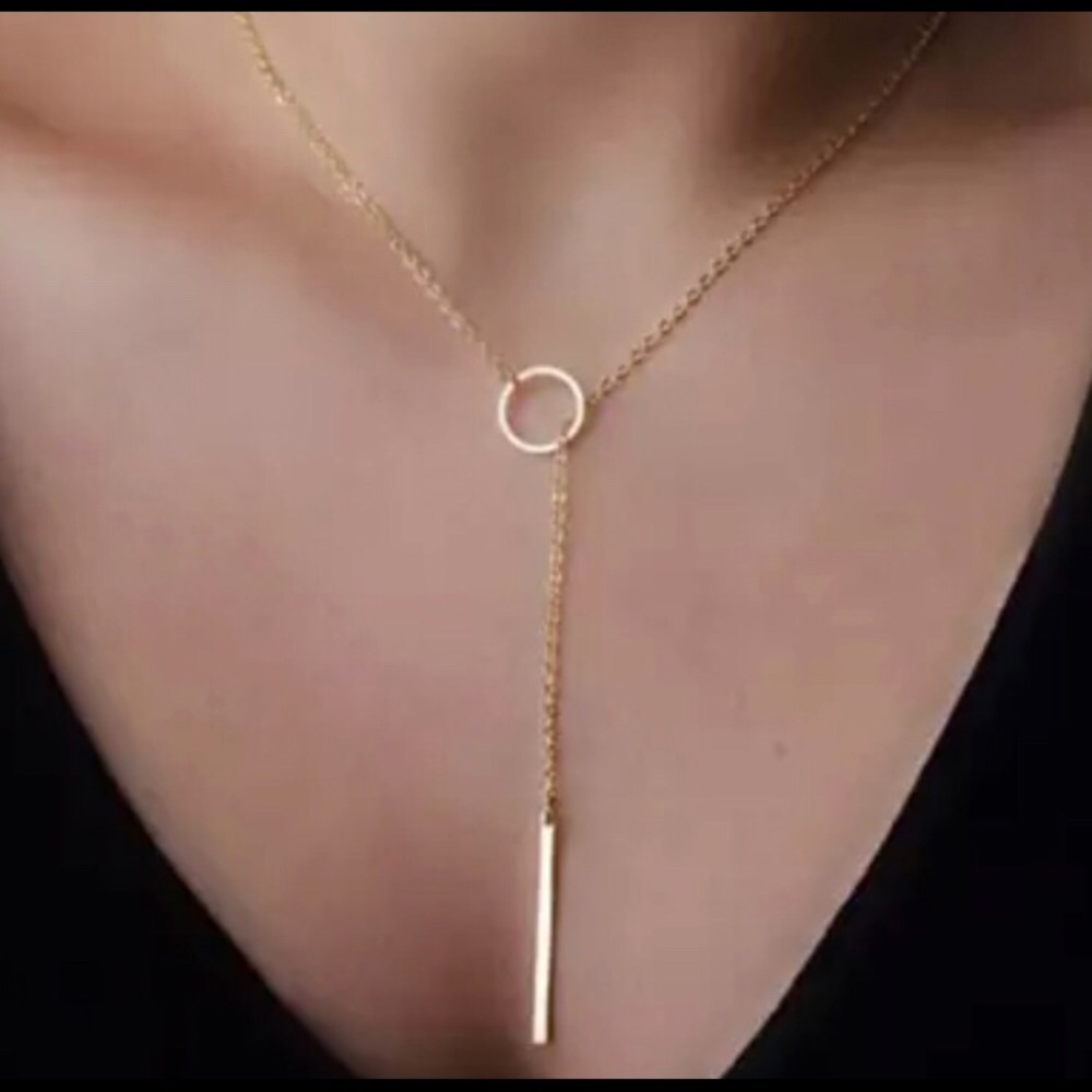 ✨ ✨Gold Circle Lariat Necklace ✨✨